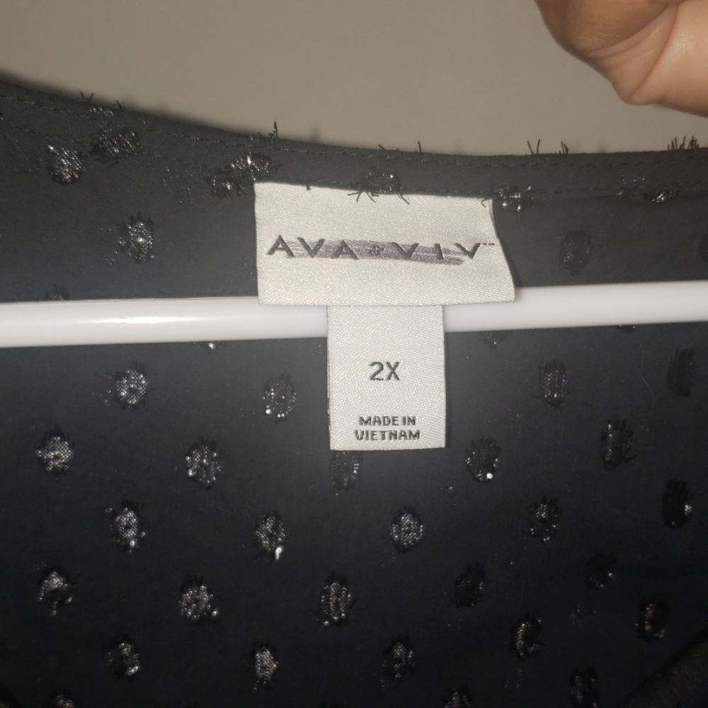 Blouse - Picture 2 of 3